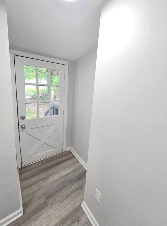 Building Photo - RENOVATED 3 BEDROOM HOME FOR RENT IN OAKWO...