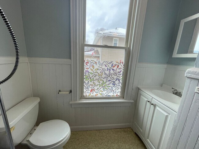 Building Photo - 78-80 Holbrook St