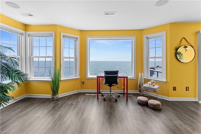 Building Photo - 115 Grandview Dr