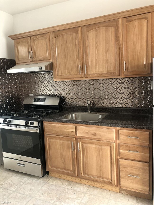 Building Photo - 1 br, 1 bath  - 1721 Hobart Ave