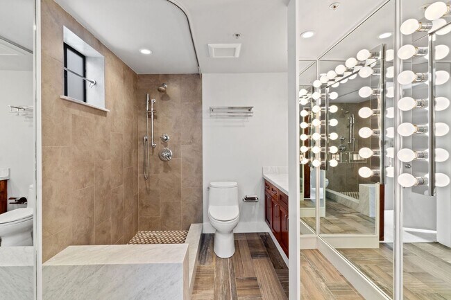 Building Photo - Tri-Level Inner Mission Live/Work Condo - ...