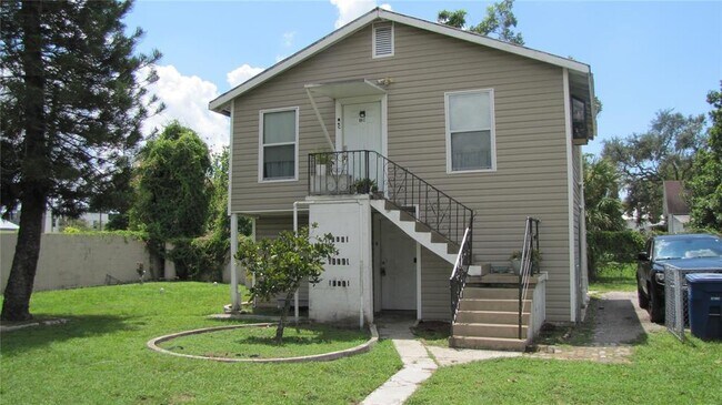 Primary Photo - 109 E Gladys St