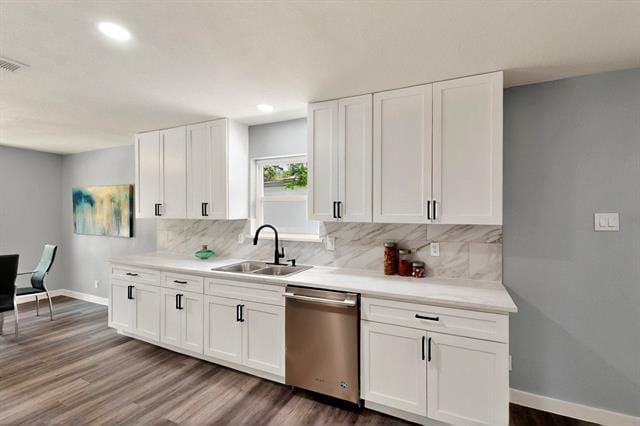 Building Photo - 1425 Oakhill Dr