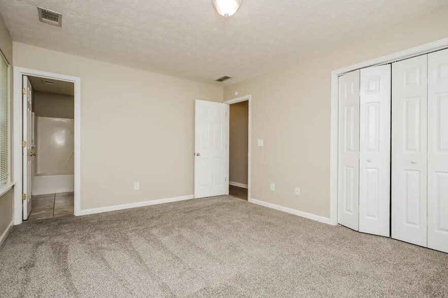 Building Photo - 67 Kenzi Way SW