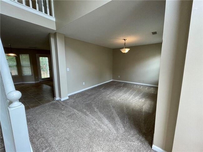 Building Photo - 2054 Mulberry Ln