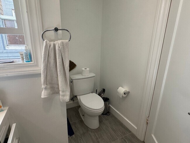 Building Photo - Charming Remodeled Home in Prime Excelsior...