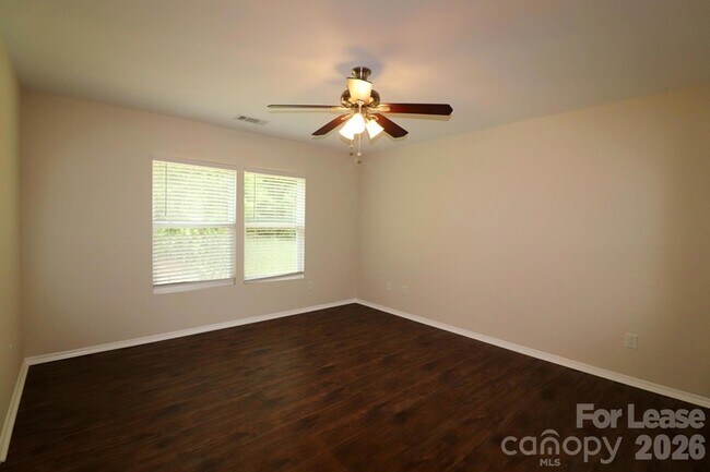 Building Photo - 13011 Lake Erie Ln