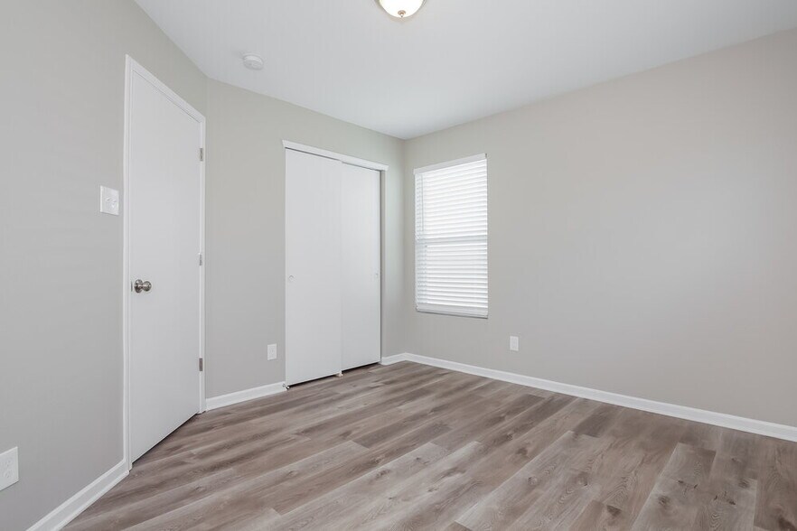 Building Photo - 316 Ranlo Ave