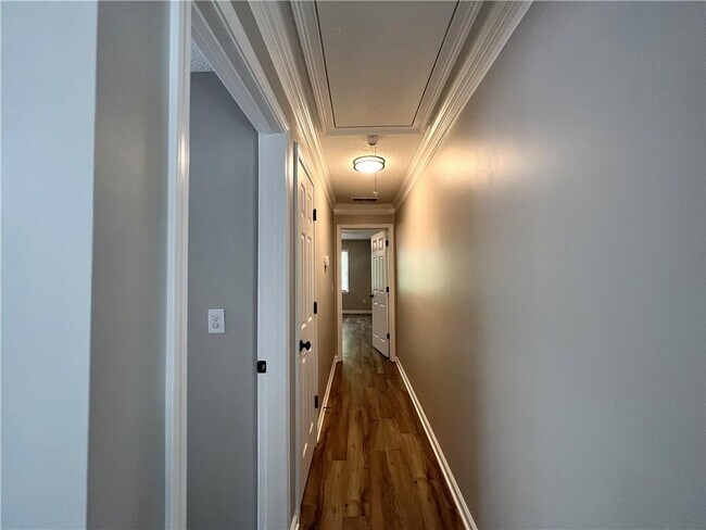 Building Photo - 12560 Crabapple Chase Dr