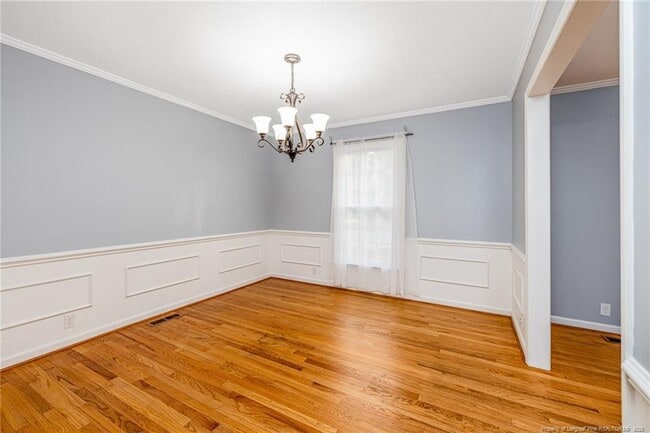 Building Photo - 2818 Millbrook Rd