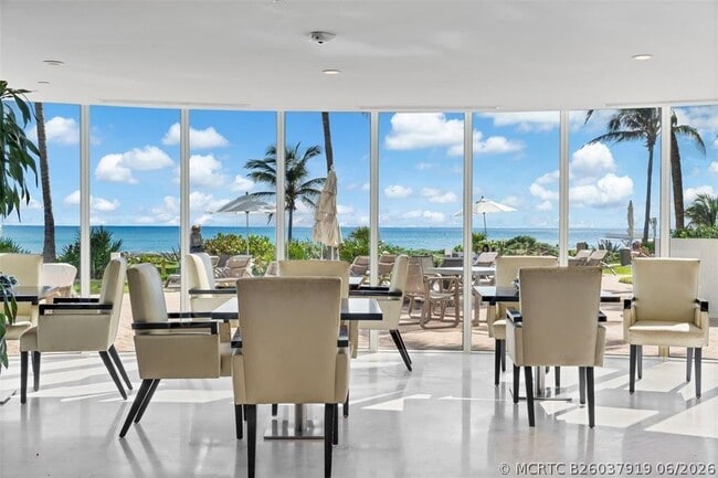 Building Photo - 18201 Collins Ave