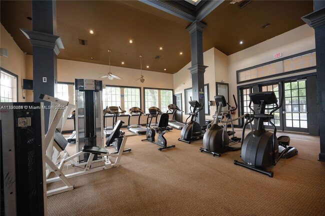 Building Photo - 2406 Centergate Dr