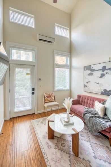 Building Photo - 1415 NW 19th Ave