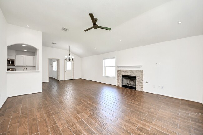 Building Photo - 2511 Orchard Run Way