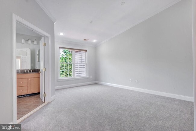 Building Photo - 4238 Chariot Way