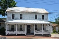 Building Photo - 303 Commerce St