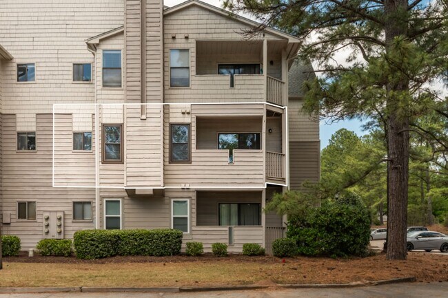Building Photo - 600 Audubon Lake Dr