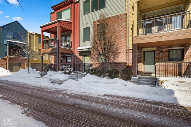 Building Photo - 612 Pomeroy St