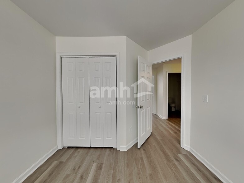 Building Photo - 25 Crossvine Way