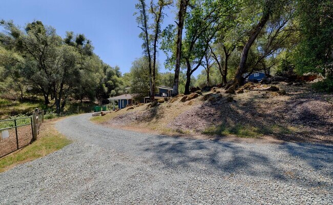 Building Photo - 21723 E Hacienda Dr