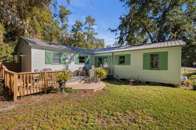 Building Photo - 300 Colson Ave