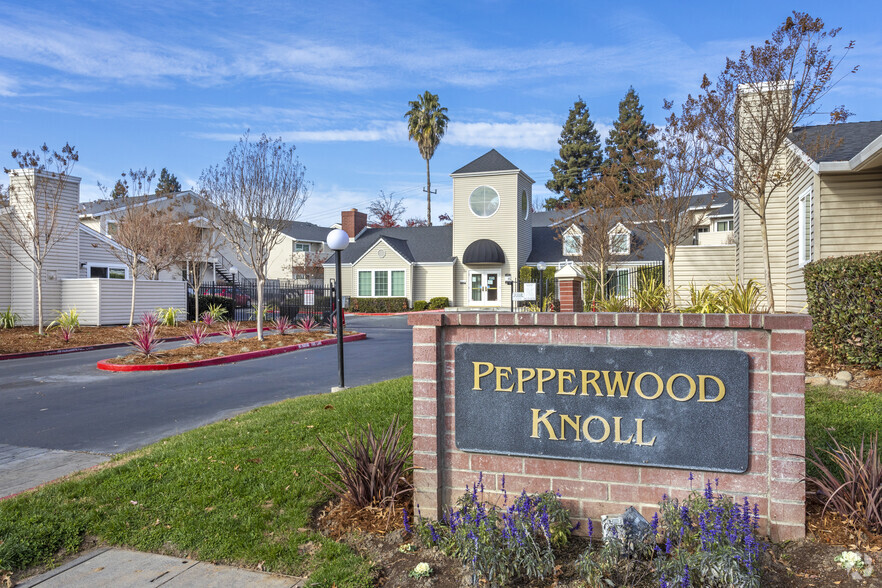 Entrance - Pepperwood Knoll Apartments