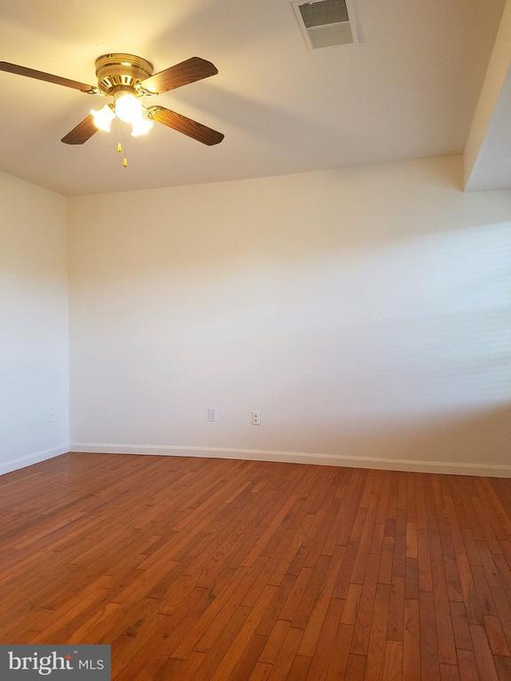 Building Photo - 14210 Autumn Cir