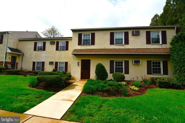 Building Photo - 103 Deep Run Rd