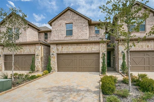 Building Photo - 4809 Pasadena Dr