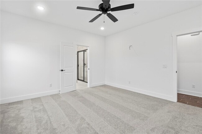 Building Photo - 64 W Gilpin St