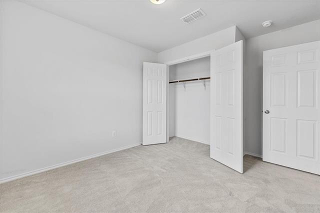 Building Photo - 445 Grenada Lk Dr