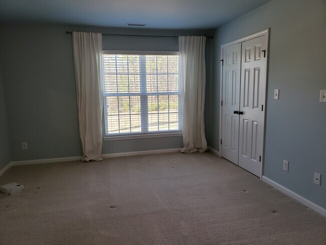 Building Photo - 317 Dove Cottage Ln
