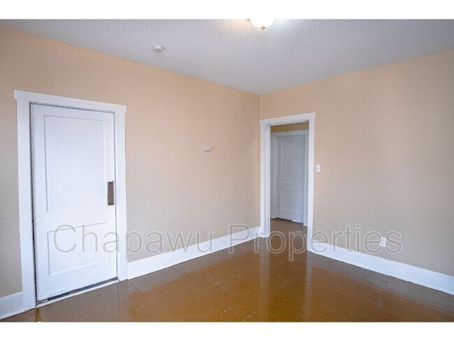 Building Photo - 1101 Gibbs St