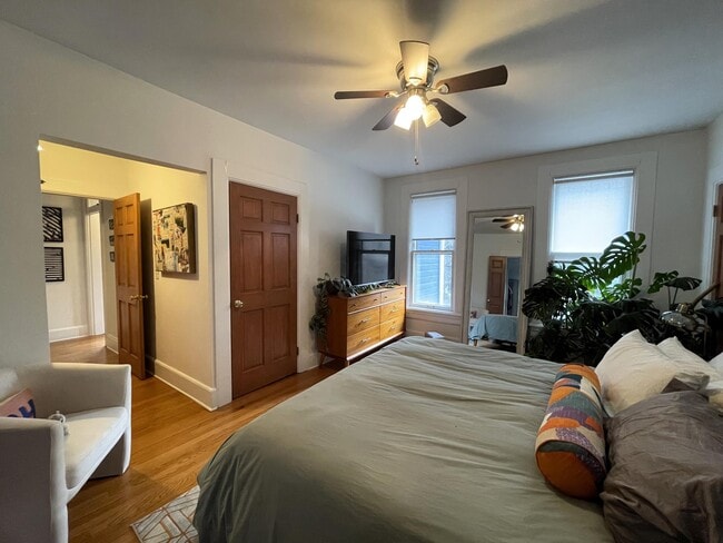 Building Photo - 1279 Hunter Ave