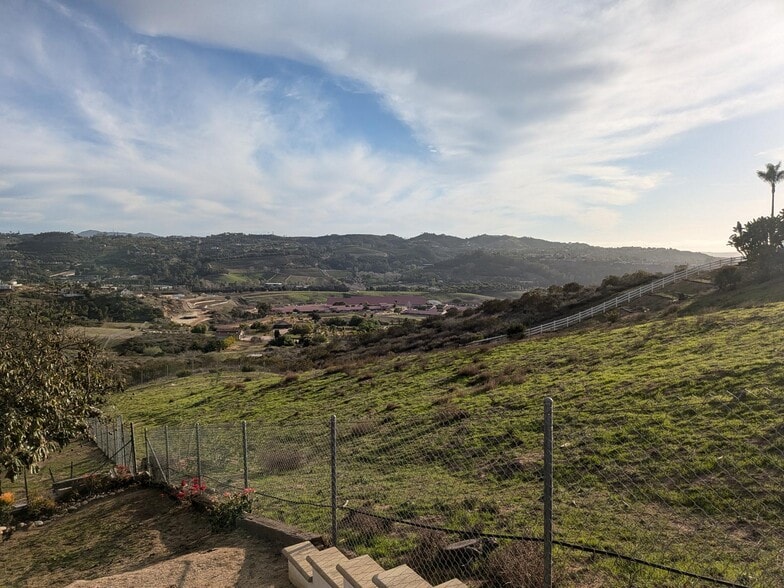 Building Photo - 5935 Redondo Dr