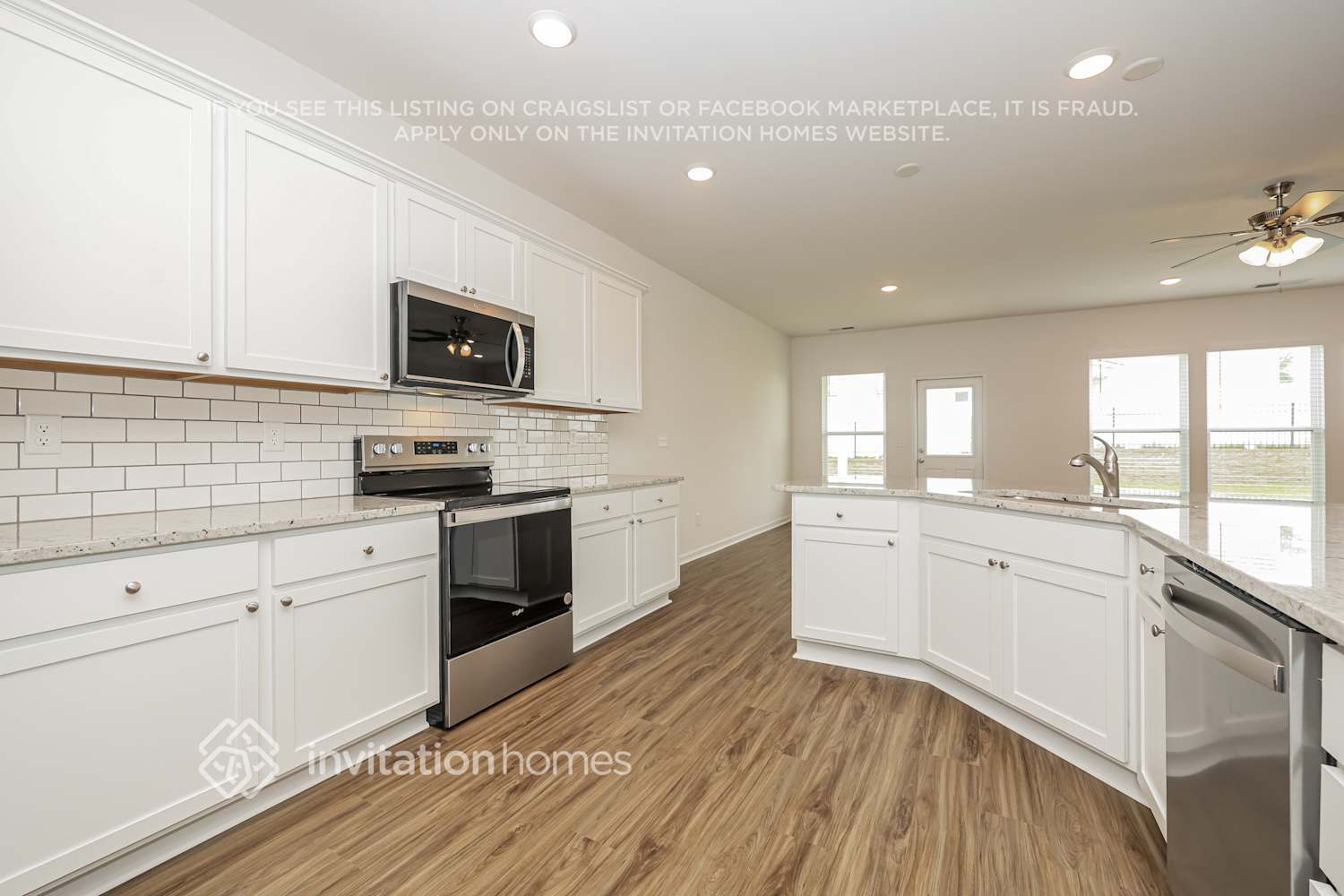 Building Photo - 3800 Lantern Ln