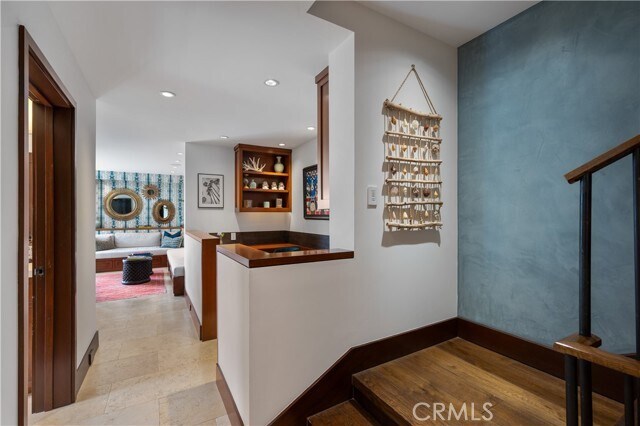 Building Photo - 126 4th St