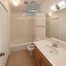 Building Photo - 903 S Casitas Dr