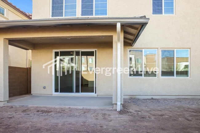 Building Photo - Hestia