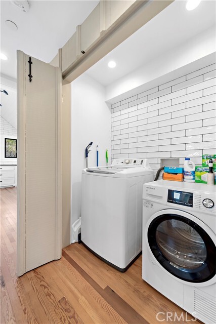 Building Photo - 154 Pearl St