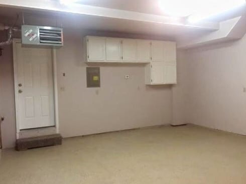 Building Photo - Spacious East Anchorage Home with Yard & Garage!