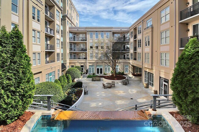 Building Photo - 1315 East Blvd