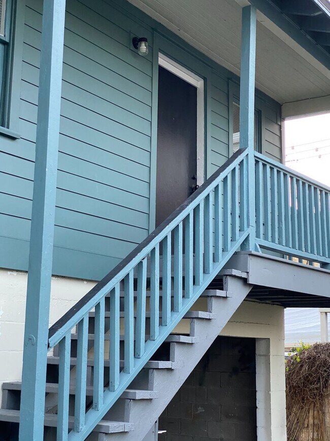 Building Photo - 2354 Forbes St