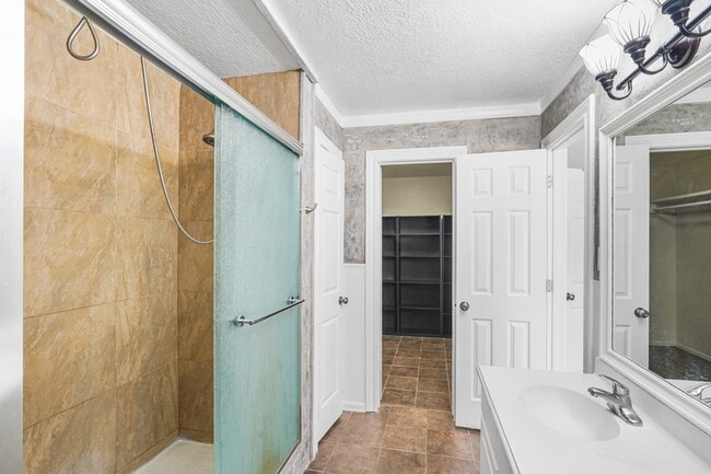 Building Photo - 3227 Boxelder Dr