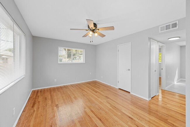 Building Photo - Gravois Hills Apartments