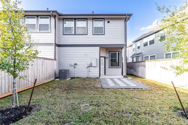 Building Photo - 21111 Rio San Jose Ct