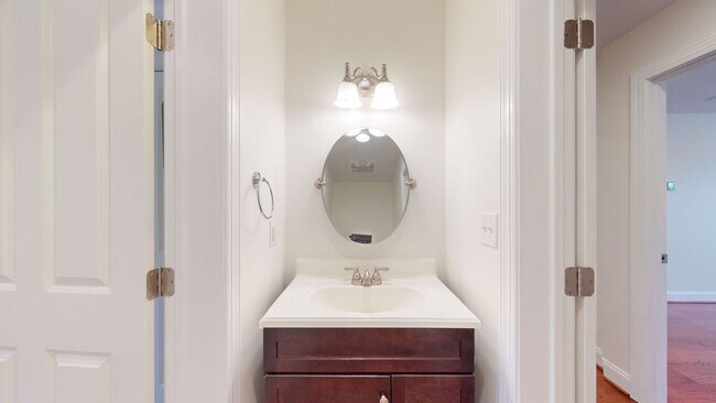 Building Photo - 202 Tidewater Dr