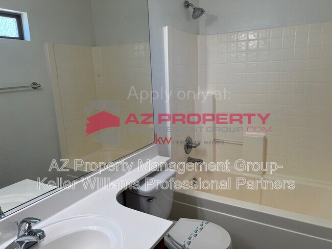 Building Photo - 13733 W Berridge Ln