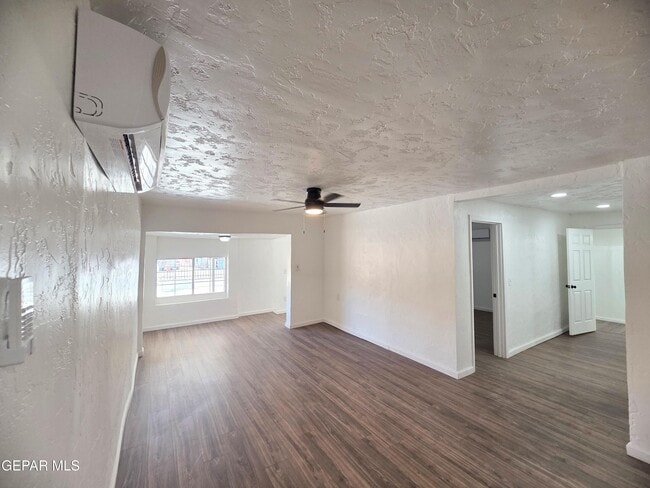 Building Photo - 363 Ontiveros St