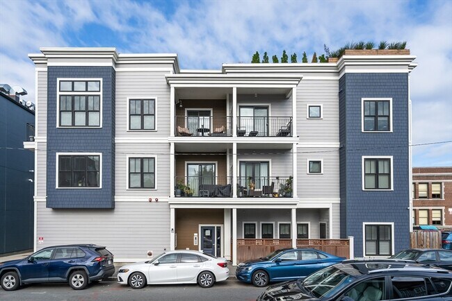 Building Photo - 10-14-14 Sydney St